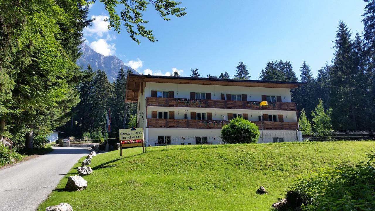 Pension Und Appartements Hartkaiser Ellmau Exteriér fotografie