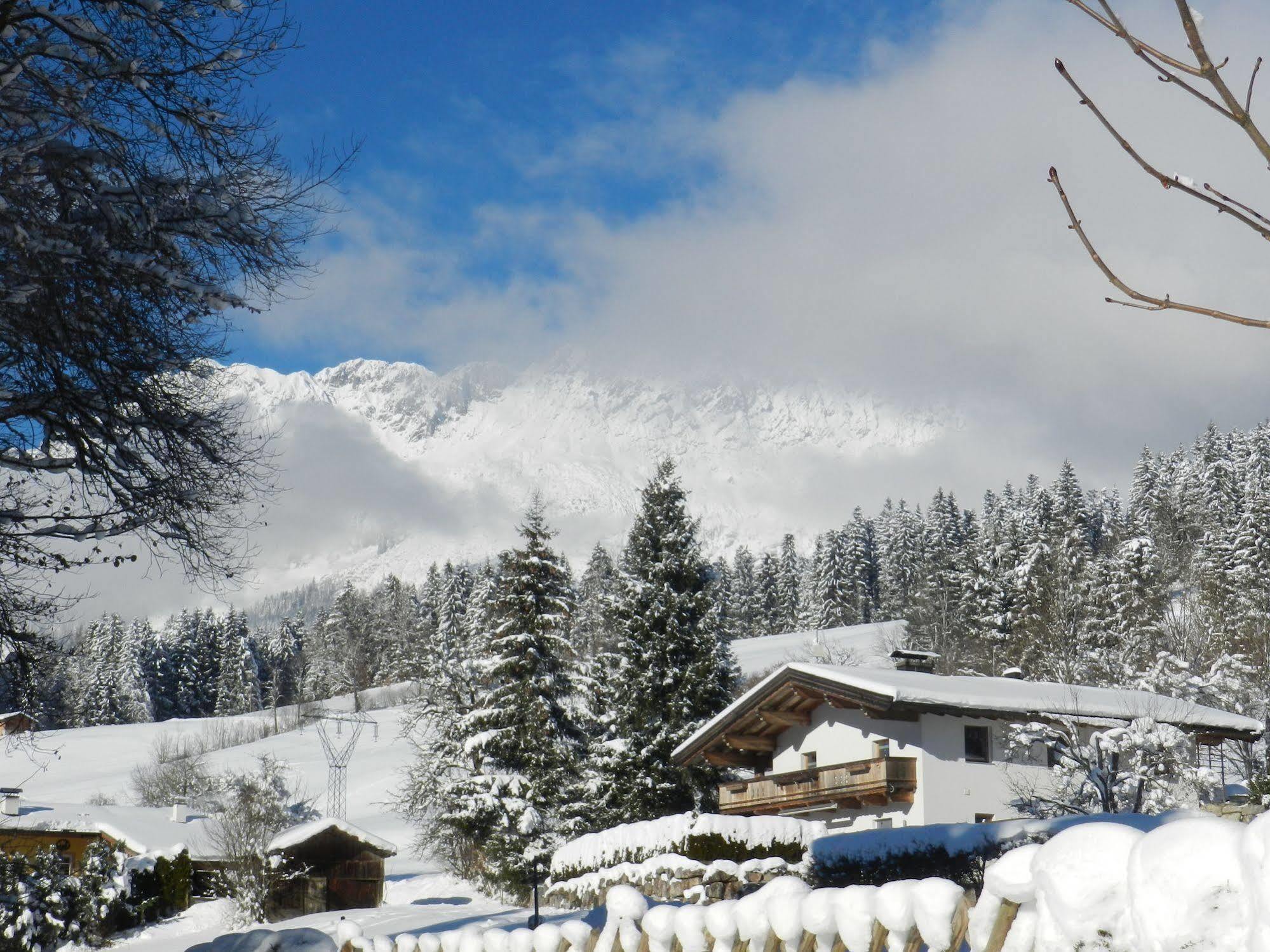 Pension Und Appartements Hartkaiser Ellmau Exteriér fotografie