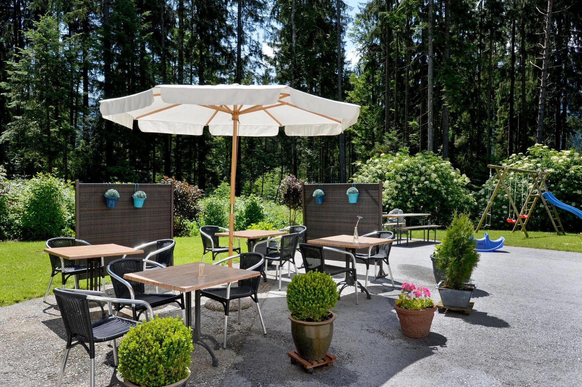 Pension Und Appartements Hartkaiser Ellmau Exteriér fotografie