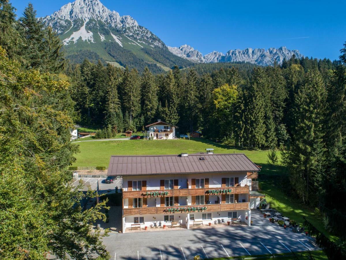 Pension Und Appartements Hartkaiser Ellmau Exteriér fotografie